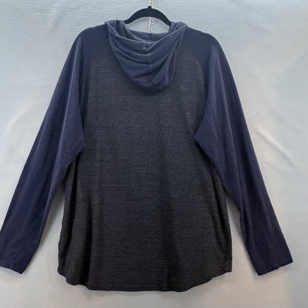 NFL Chicago Bears Women’s Hooded Long Sleeve Shirt Navy & Dark Gray,Lightweight - Picture 2 of 8
